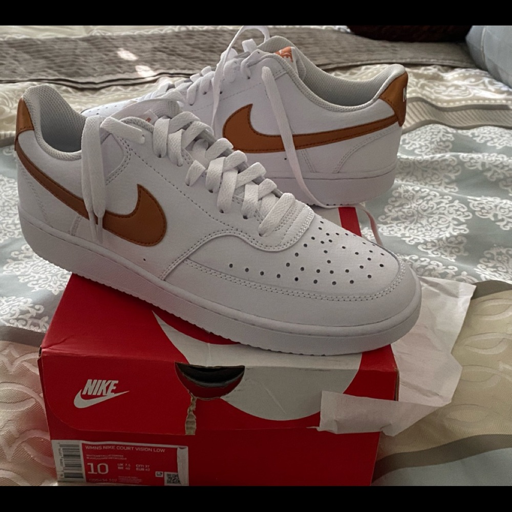 Nike Women’s Sneaker